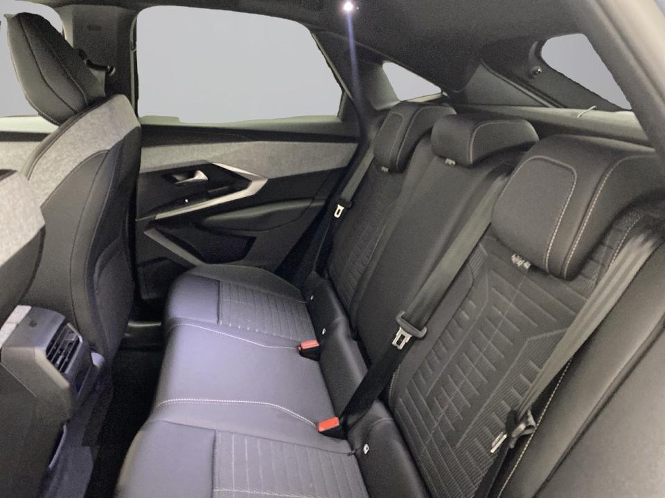 Peugeot 3008 Hybrid 1.2 107KW Allure eDCS6