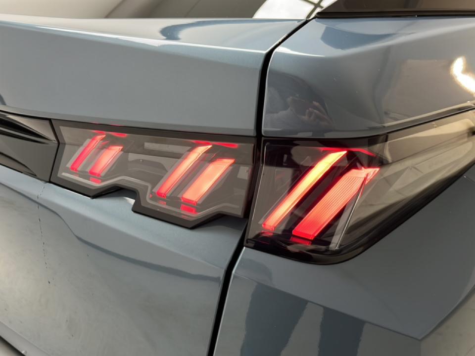 Peugeot 3008 Hybrid 1.2 107KW Allure eDCS6