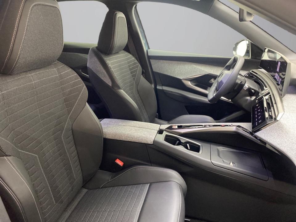 Peugeot 3008 Hybrid 1.2 107KW Allure eDCS6