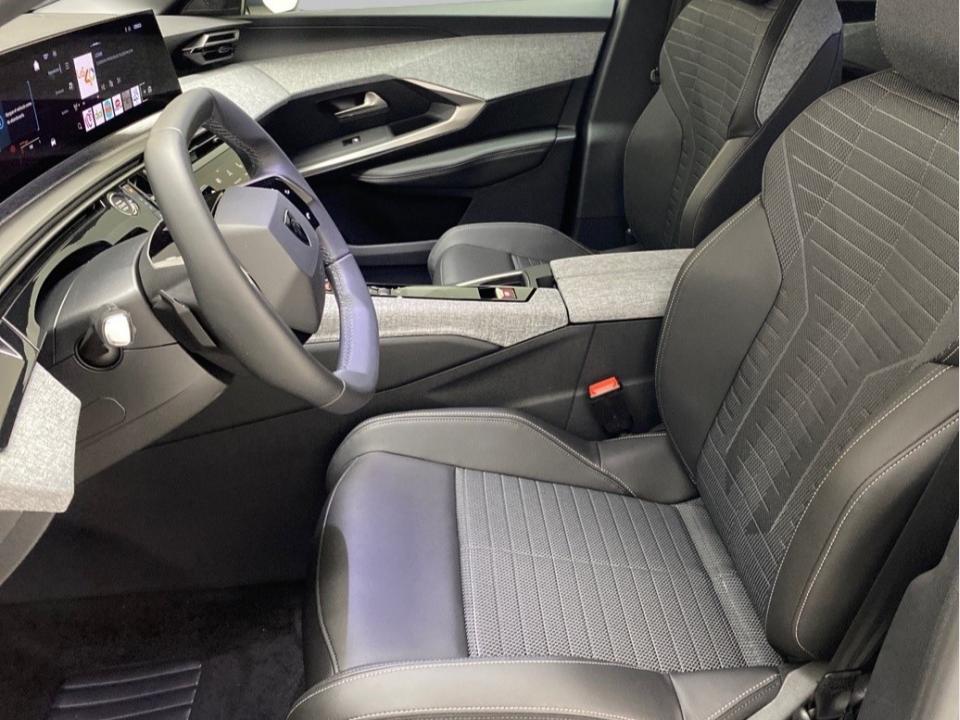 Peugeot 3008 Hybrid 1.2 107KW Allure eDCS6