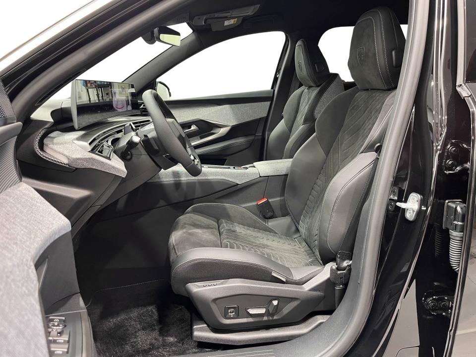 Peugeot 5008 Hybrid 1.2 107KW GT Exclusive eDCS6