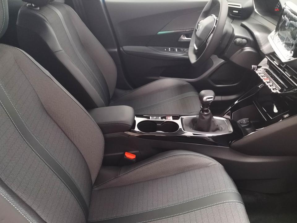 Peugeot 2008 Allure Gasolina 130 S&S 6 Vel. MAN