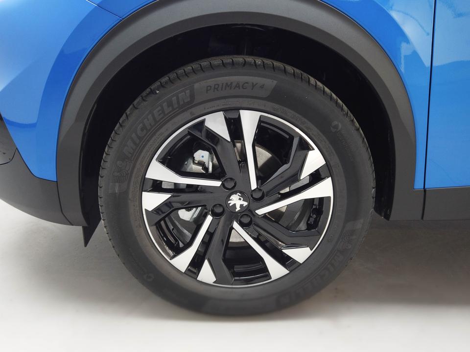 Peugeot 2008 Allure Pack Gasolina 130 S&S 6 Vel. MAN