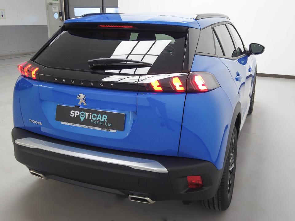 Peugeot 2008 Allure Pack Gasolina 130 S&S 6 Vel. MAN