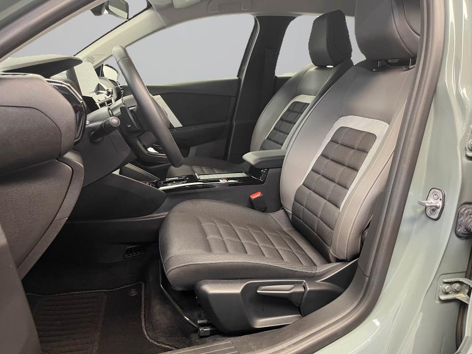 Citroen C4 Hybrid 145 ë-DCS6 Plus