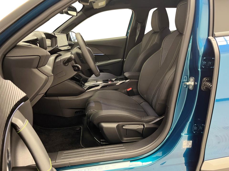 Peugeot 2008 N2008 GT Hybrid 145 eDCS6