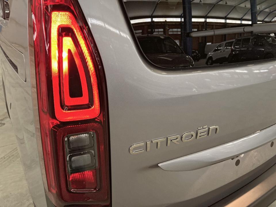 Citroen Berlingo M Plus Diésel 100CV Manual N1 B2 Pack Safety de serie
