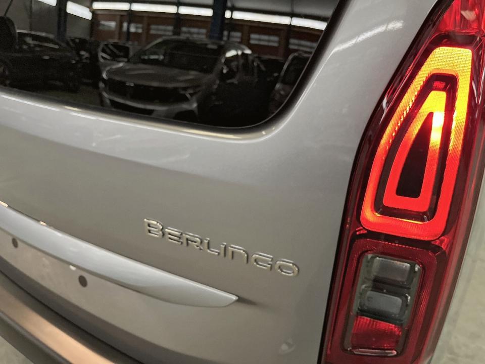 Citroen Berlingo M Plus Diésel 100CV Manual N1 B2 Pack Safety de serie
