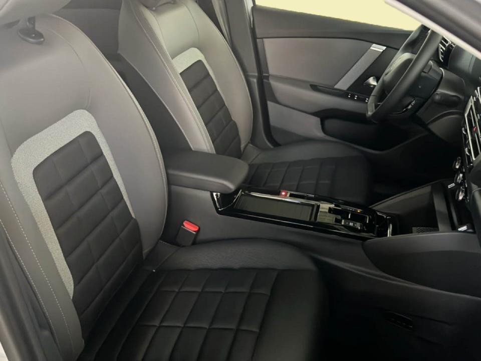 Citroen C4 Hybrid 145 ë-DCS6 Collection