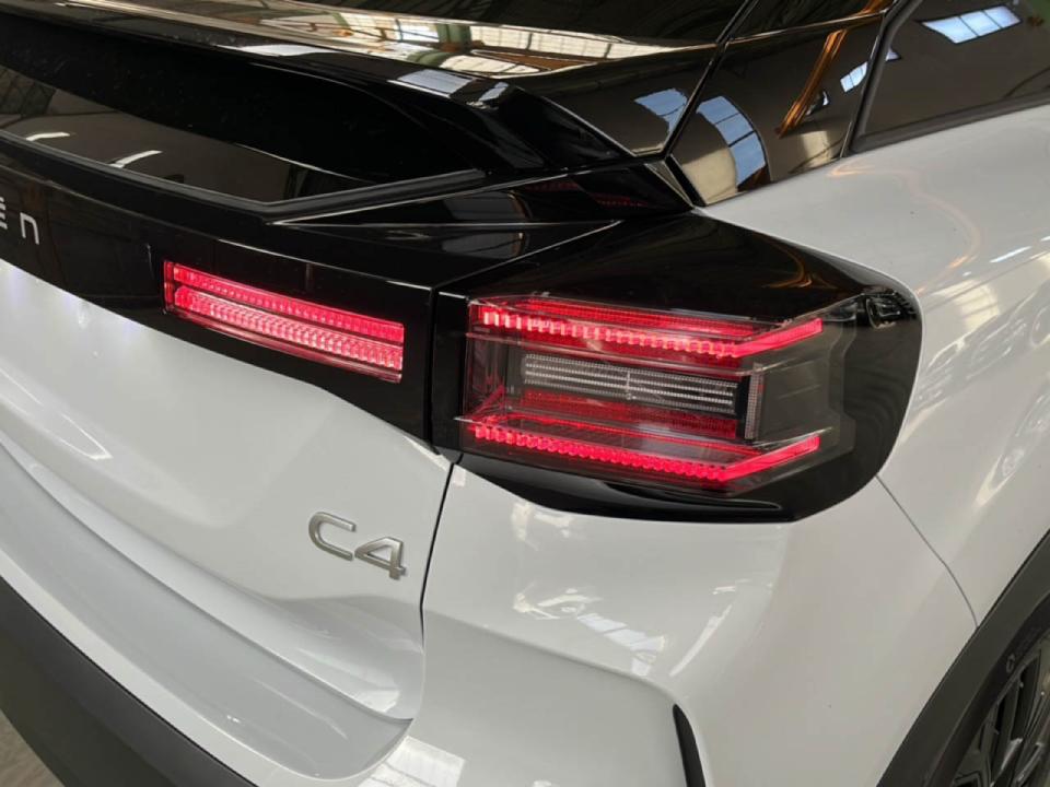 Citroen C4 Hybrid 145 ë-DCS6 Collection