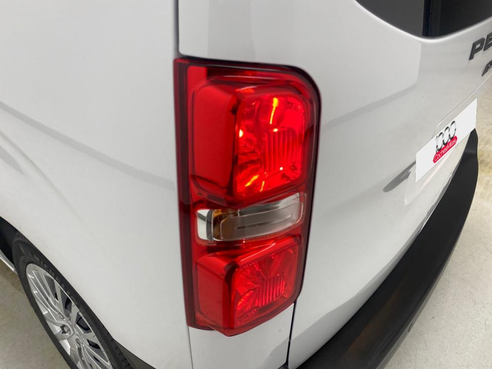 Peugeot Expert Combi Standard BlueHDi 180 S&S EAT8