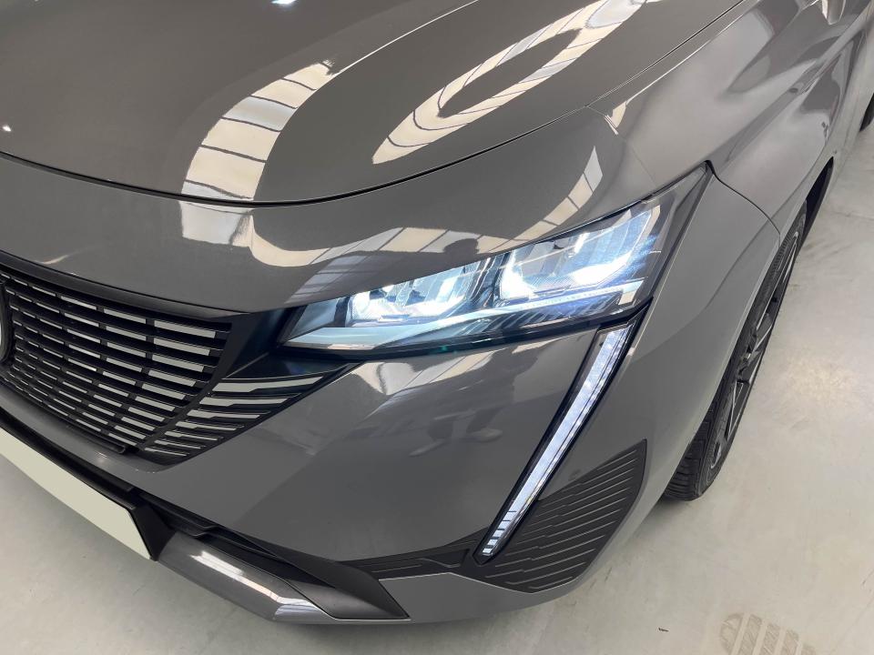 Peugeot 308 5P Allure Hybrid MHEV 145 e-DCS6