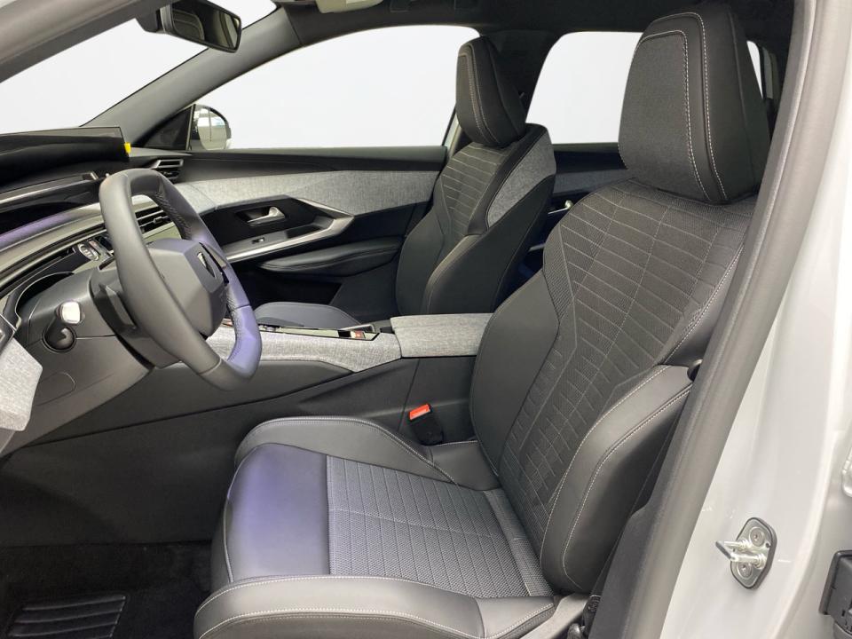 Peugeot 5008 Hybrid 1.2 100KW Allure eDCS6