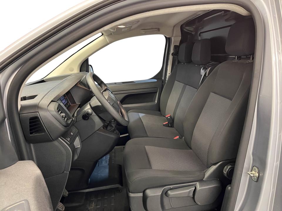 Peugeot Expert Furgón BlueHDi 120 S&S 6 Vel. MAN Standard