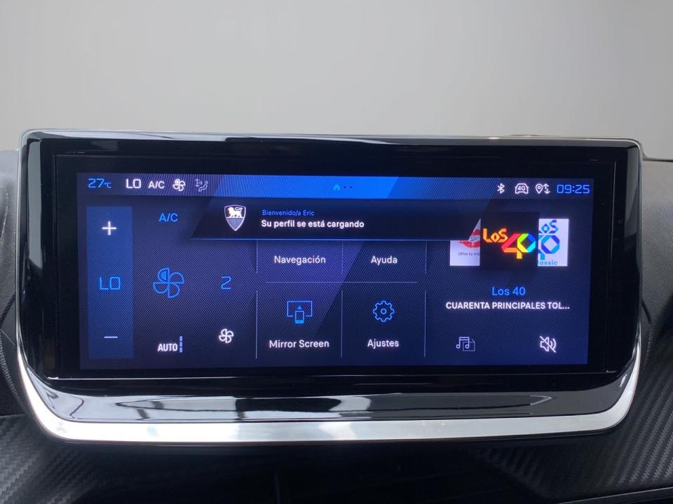 Peugeot 2008 Allure Gasolina 100 S&S 6 Vel. MAN