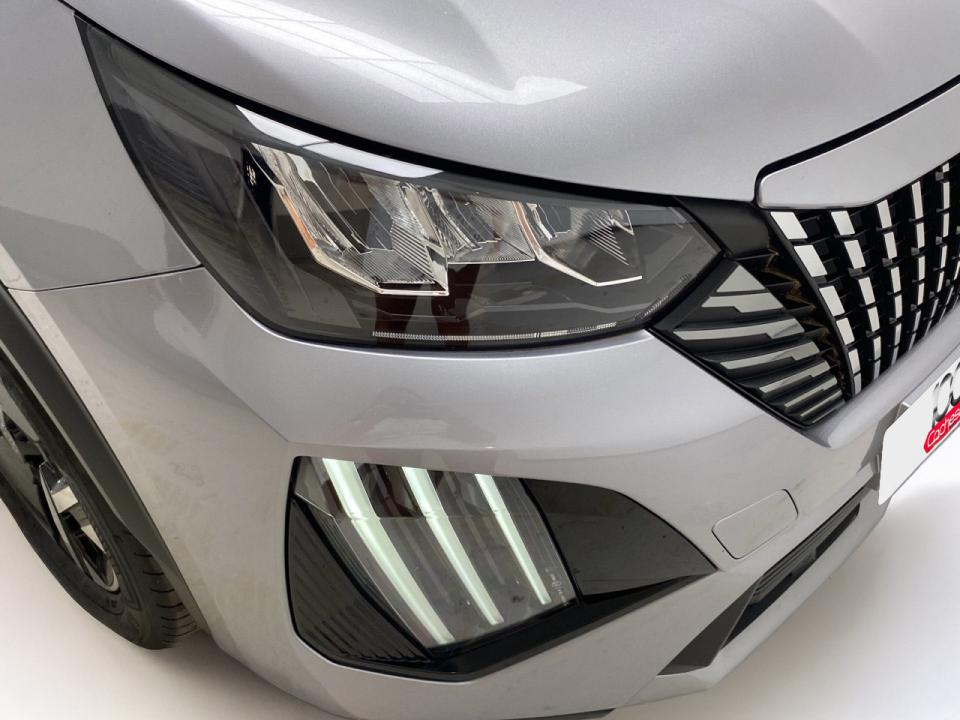 Peugeot 2008 Allure Gasolina 100 S&S 6 Vel. MAN