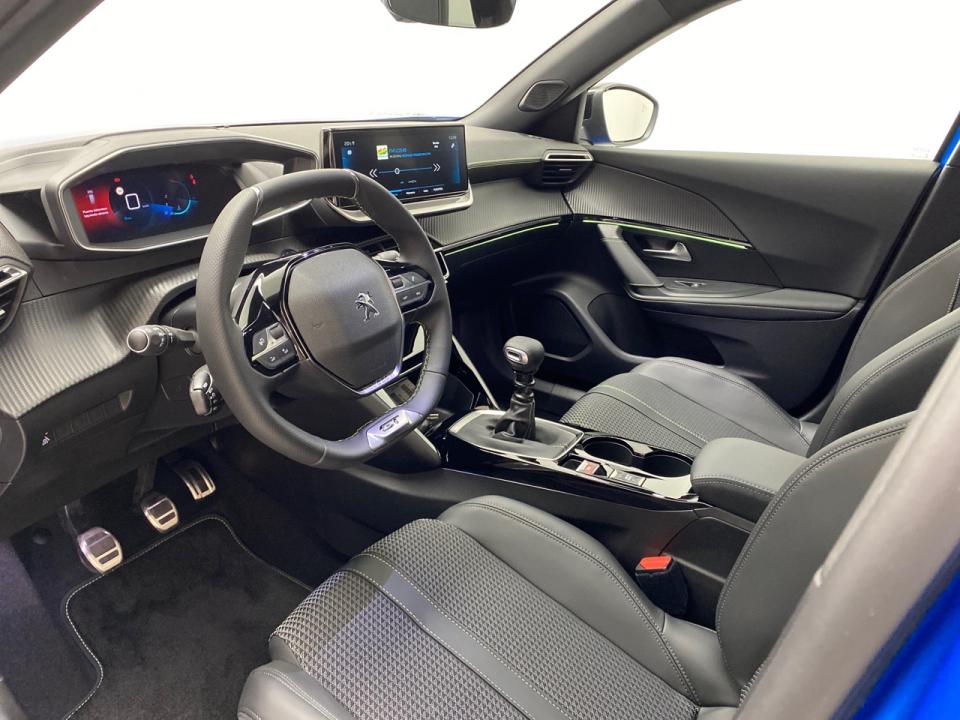 Peugeot 2008 GT Puretech 130 S&S 6 Vel. MAN