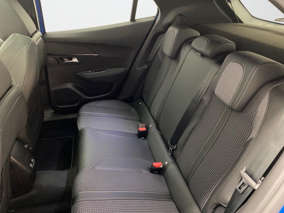 Peugeot 2008 GT Puretech 130 S&S 6 Vel. MAN