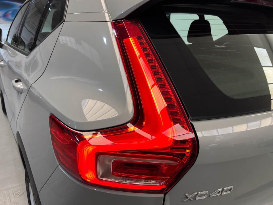 Volvo XC40 1.5 T2 Essential Auto