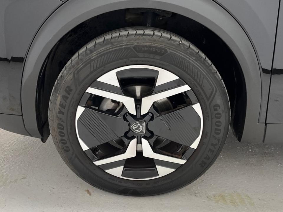 Peugeot 2008 Allure Puretech 100 S&S 6 Vel. MAN