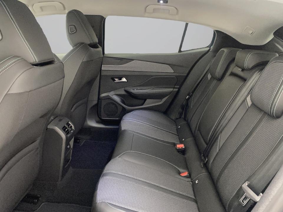 Peugeot 408 408 Allure HYBRID 145 eDCS6