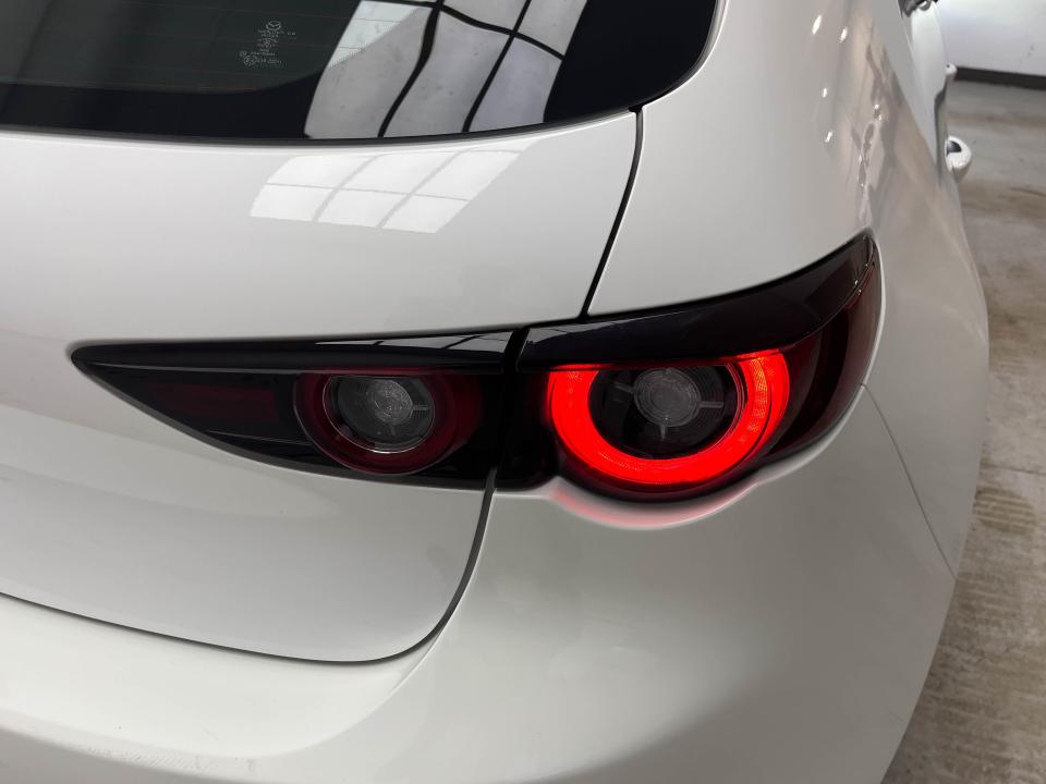 Mazda 3 2.5L e-SKYACTIV G MHEV 103kW (140CV) 6MT FWD Prime-line