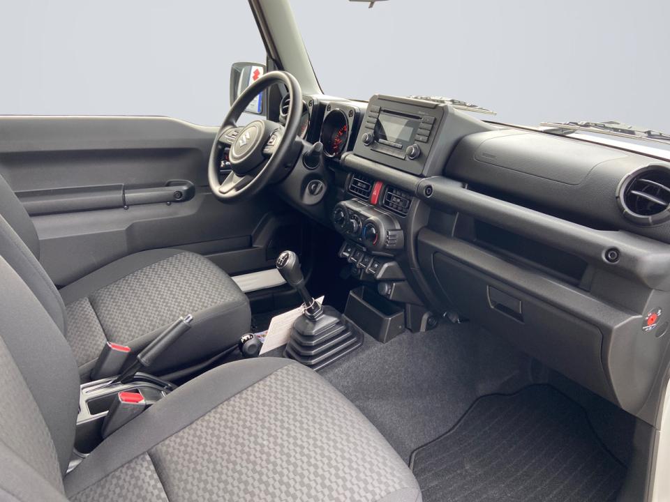 Suzuki Jimny 1.5 PRO 5MT N1
