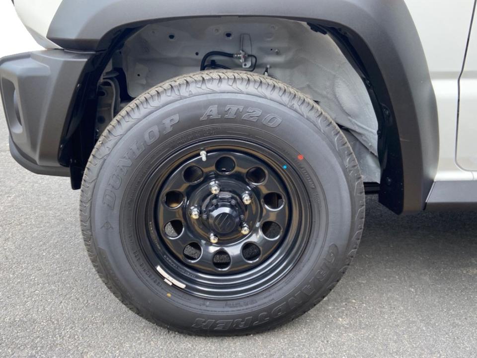Suzuki Jimny 1.5 PRO 5MT N1