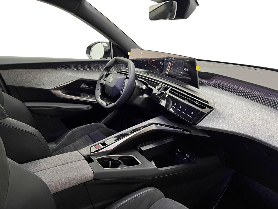 Peugeot 5008 Hybrid 1.2 107KW GT Exclusive eDCS6