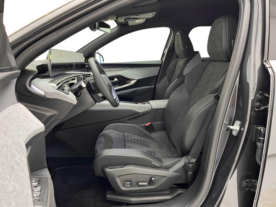 Peugeot 5008 Hybrid 1.2 107KW GT Exclusive eDCS6