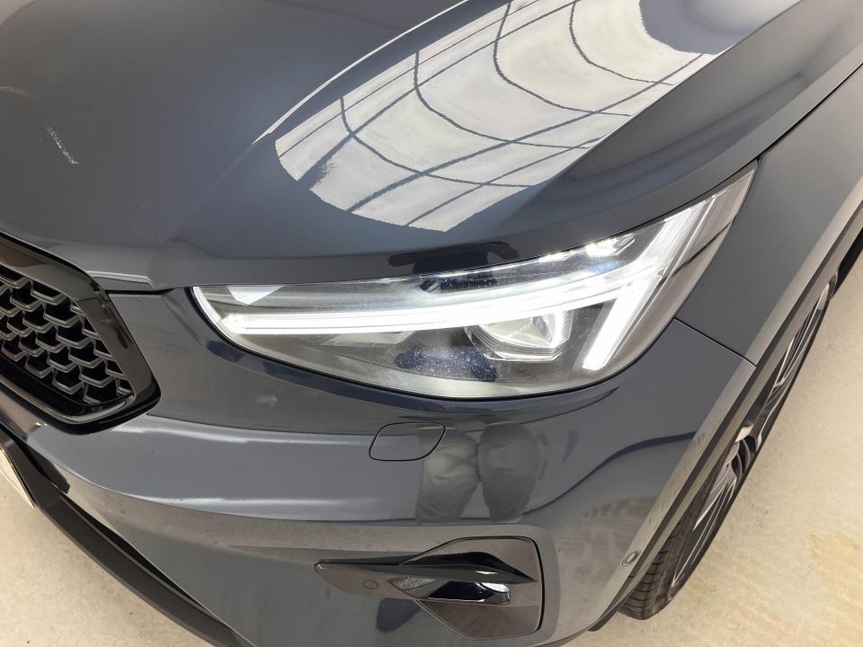 Volvo XC40 2.0 B4 G Black Edition Auto