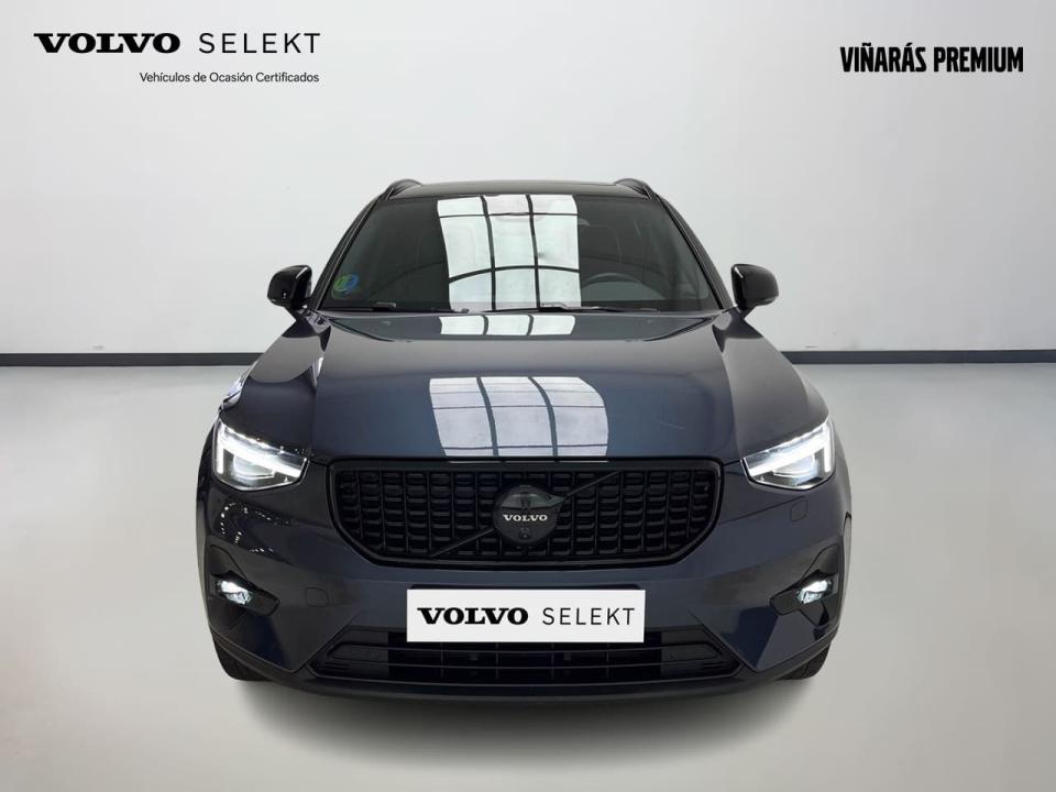 Volvo XC40 2.0 B4 G Black Edition Auto
