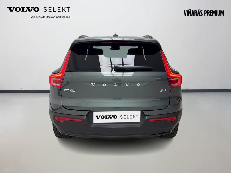 Volvo XC40 2.0 B4 G Ultra Dark Auto