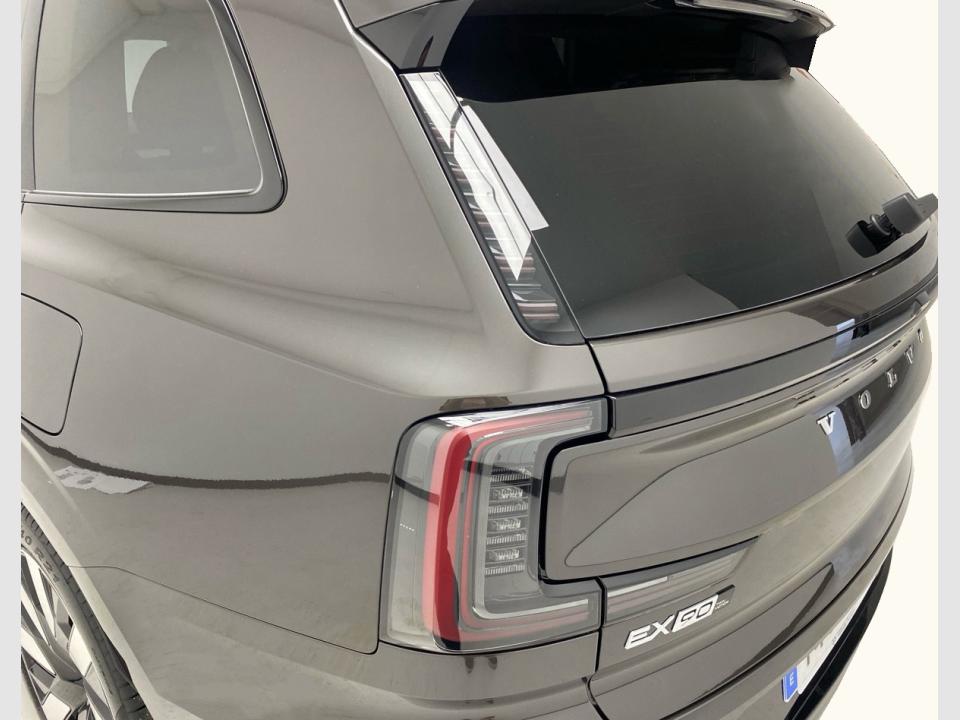 Volvo EX90 Twin BEV 408CV eAWD