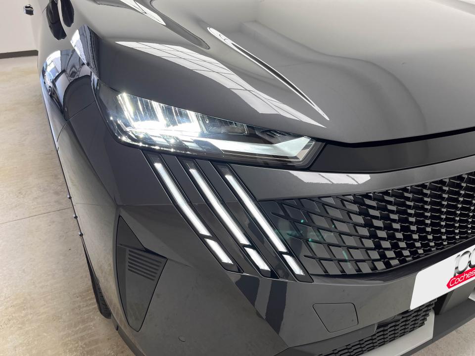 Peugeot 5008 Hybrid 1.2 107KW Allure Exclusive eDCS6