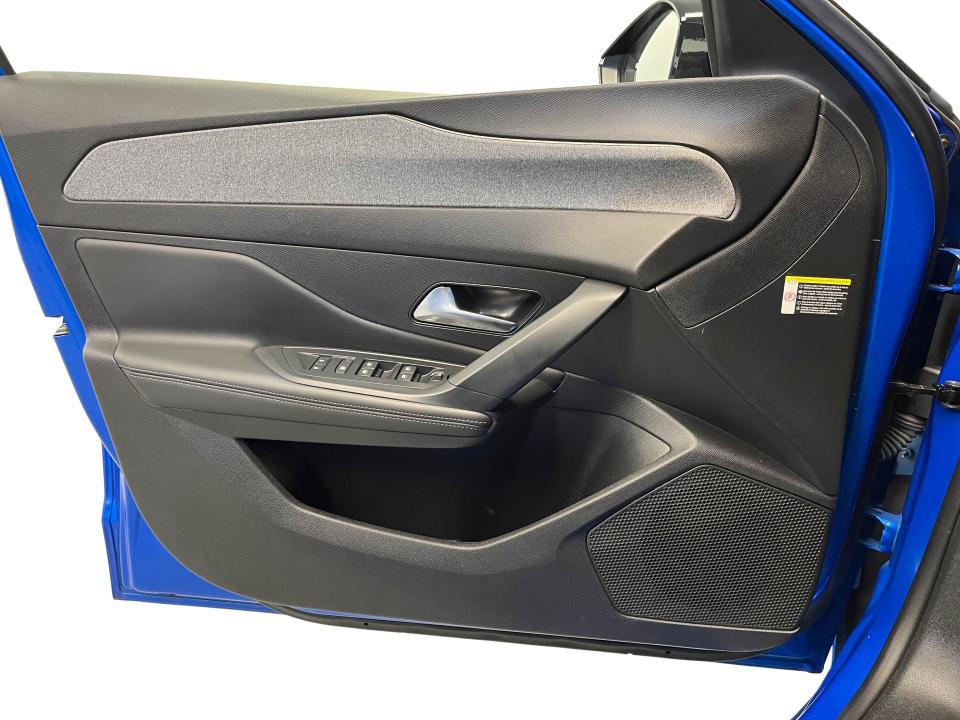 Peugeot 308 5P Allure Pack Gasolina 130 S&S MAN