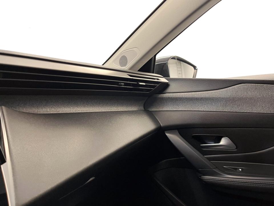 Peugeot 308 5P Allure Pack Gasolina 130 S&S MAN