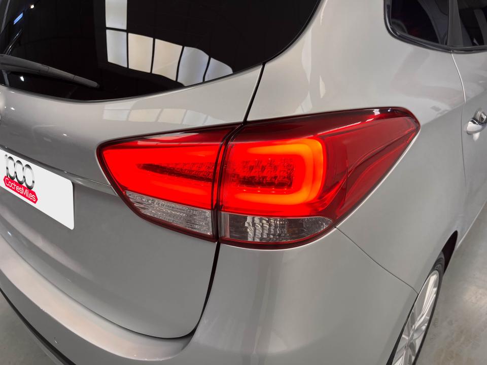 Kia Carens 1.6 GDi 99kW (135CV) Drive