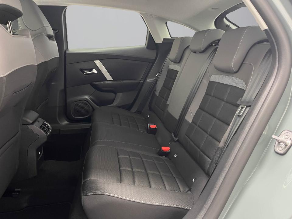 Citroen C4 Hybrid 145 ë-DCS6 Business Edition