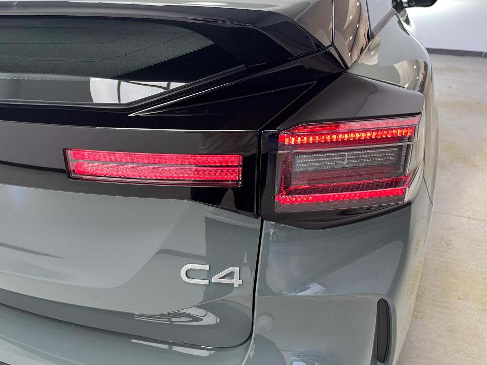 Citroen C4 Hybrid 145 ë-DCS6 Business Edition