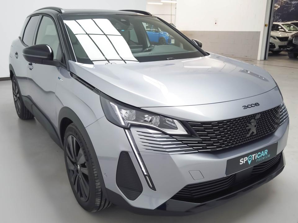 Peugeot 3008 Plug-in Hybrid 225 e-EAT8 GT