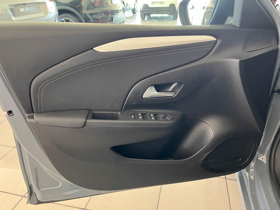 Opel Corsa 1.2T XHLHybrid 81kW GS eDCT