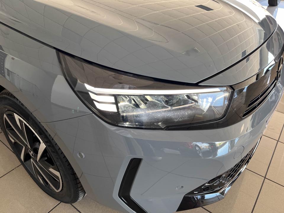 Opel Corsa 1.2T XHLHybrid 81kW GS eDCT
