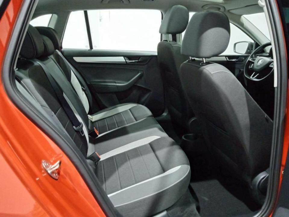 Skoda Spaceback 1.0 TSI 81KW Black Pack Spaceback