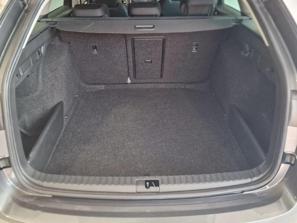 Skoda Octavia 1.0 TSI MHEV Selection DSG 81 kW (110 CV)
