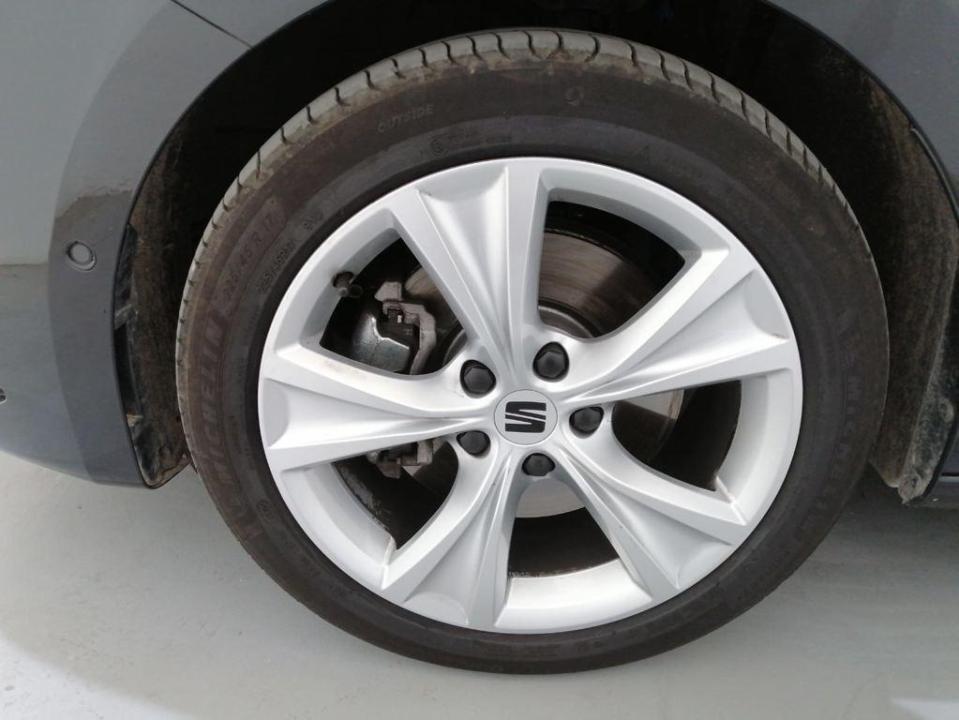 SEAT Leon 1.5 eTSI S&S FR Special Edition DSG 110 kW (150 CV)