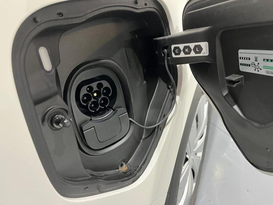 Volkswagen  150 kW (204 CV)