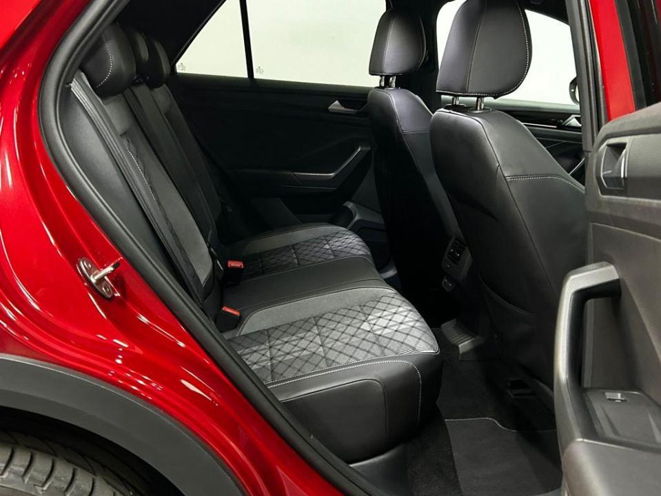 Volkswagen T-Roc R-Line 1.5 TSI 110 kW (150 CV) DSG