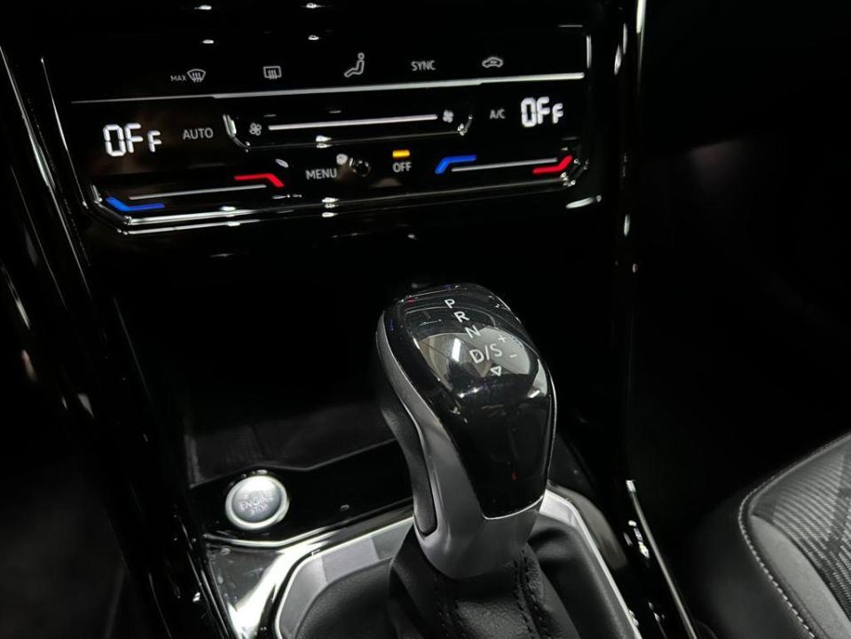 Volkswagen T-Roc R-Line 1.5 TSI 110 kW (150 CV) DSG