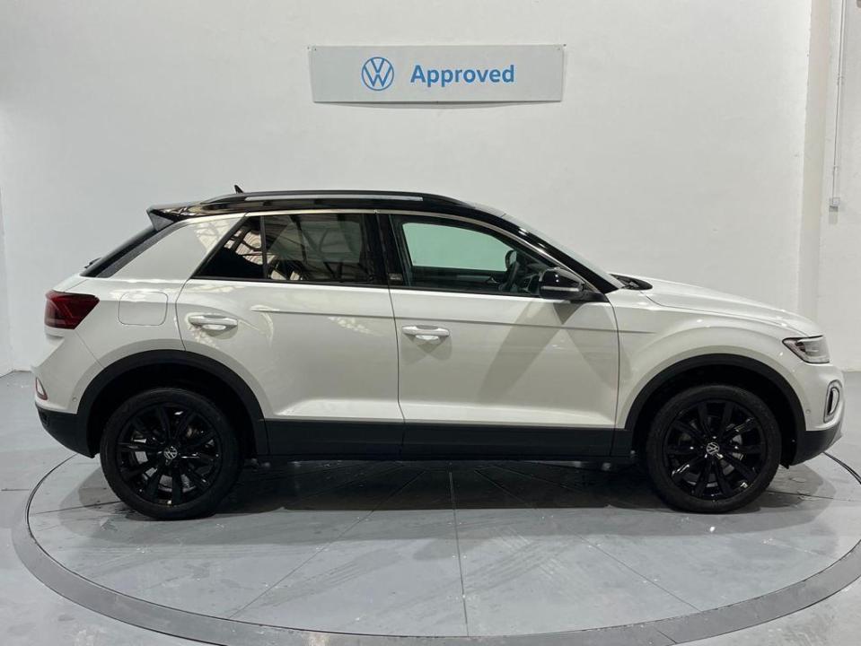 Volkswagen T-Roc Dark 1.0 TSI 81 kW (110 CV)